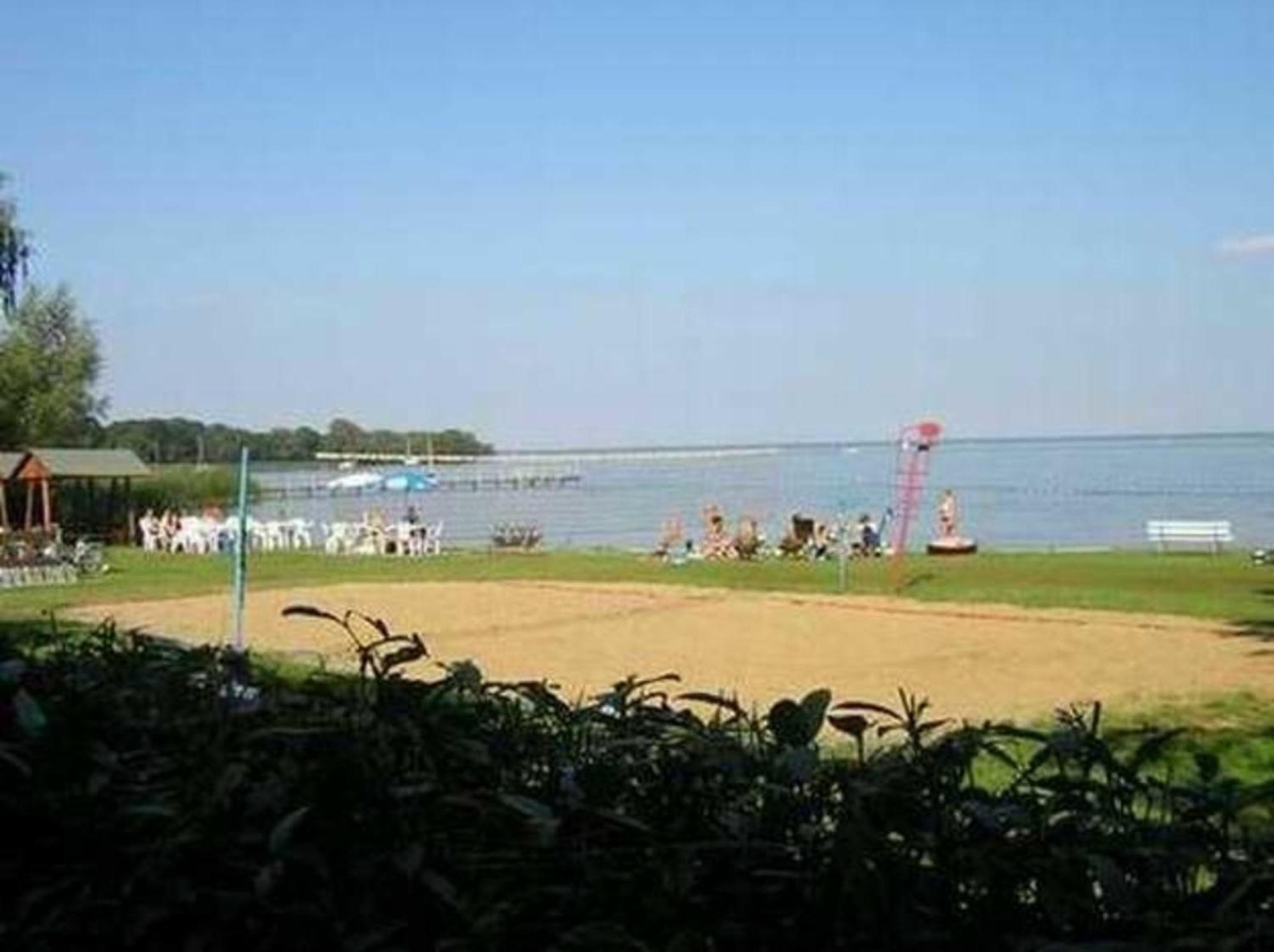 Ferienwohnung Dachs Im Mueritz Seepark Marienfelde Luaran gambar